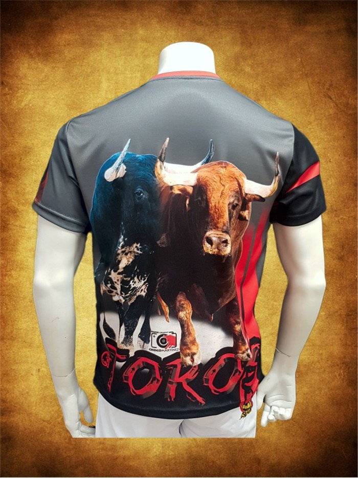 Camiseta deportiva negra 20 OFERTAS Inicio CAMISETA