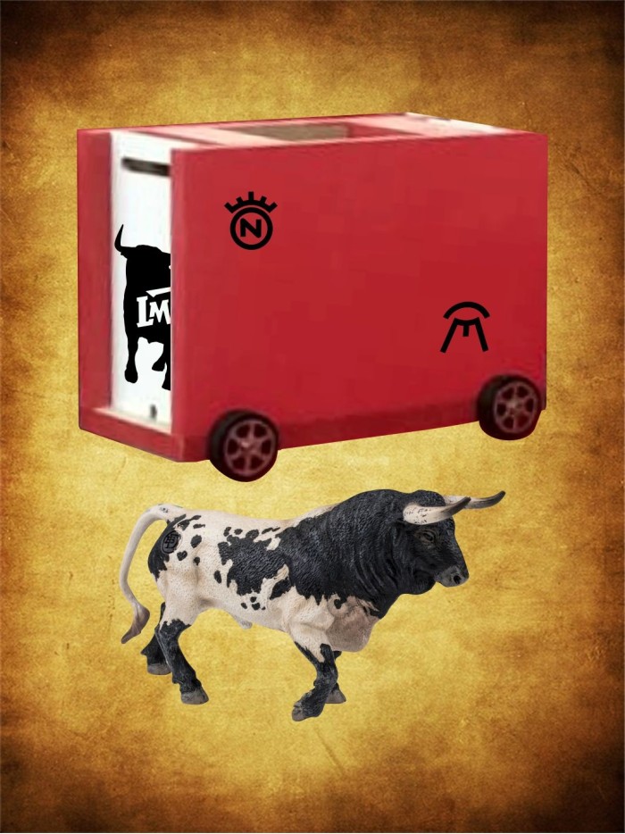 Cajon toro rojo Especial niños y maquetas. Inicio Cajon taurino